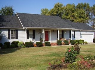 207 Rolling Meadows Dr, Martin, TN 38237