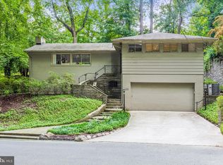 2306 44th St NW, Washington, DC 20007