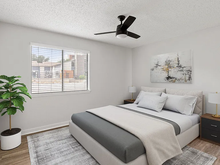 South Lamar Village — Photo 19