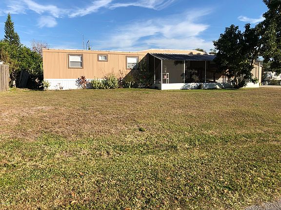 3rd image of 33 Emerald St