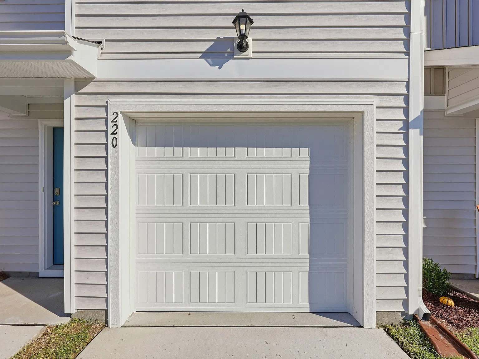 3 bed, 2.5 bath, 1418 sqft, $1,950 — Photo 4