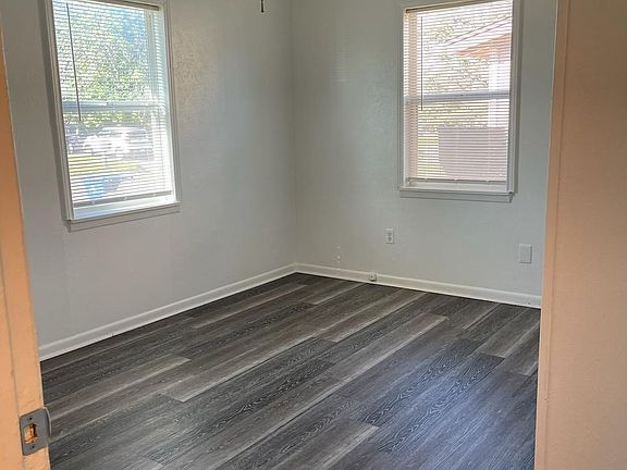 4th image of 2314 Terrace Dr
