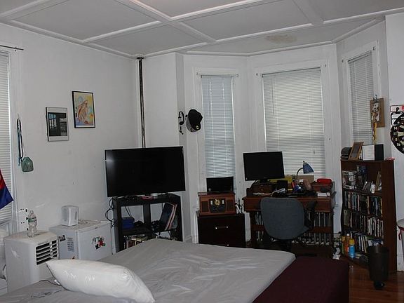 4th image of 510 Western Ave