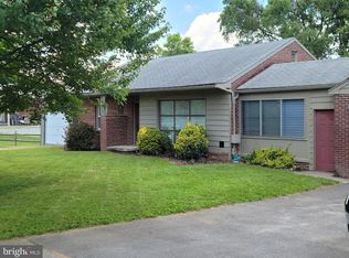 13517 Paradise Church Rd, Hagerstown, MD 21742