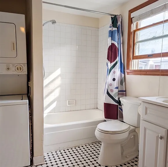 1 Glover Ct #3 — Photo 4