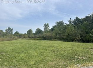 2088 Creekwood Ct, Grand Blanc, MI 48439