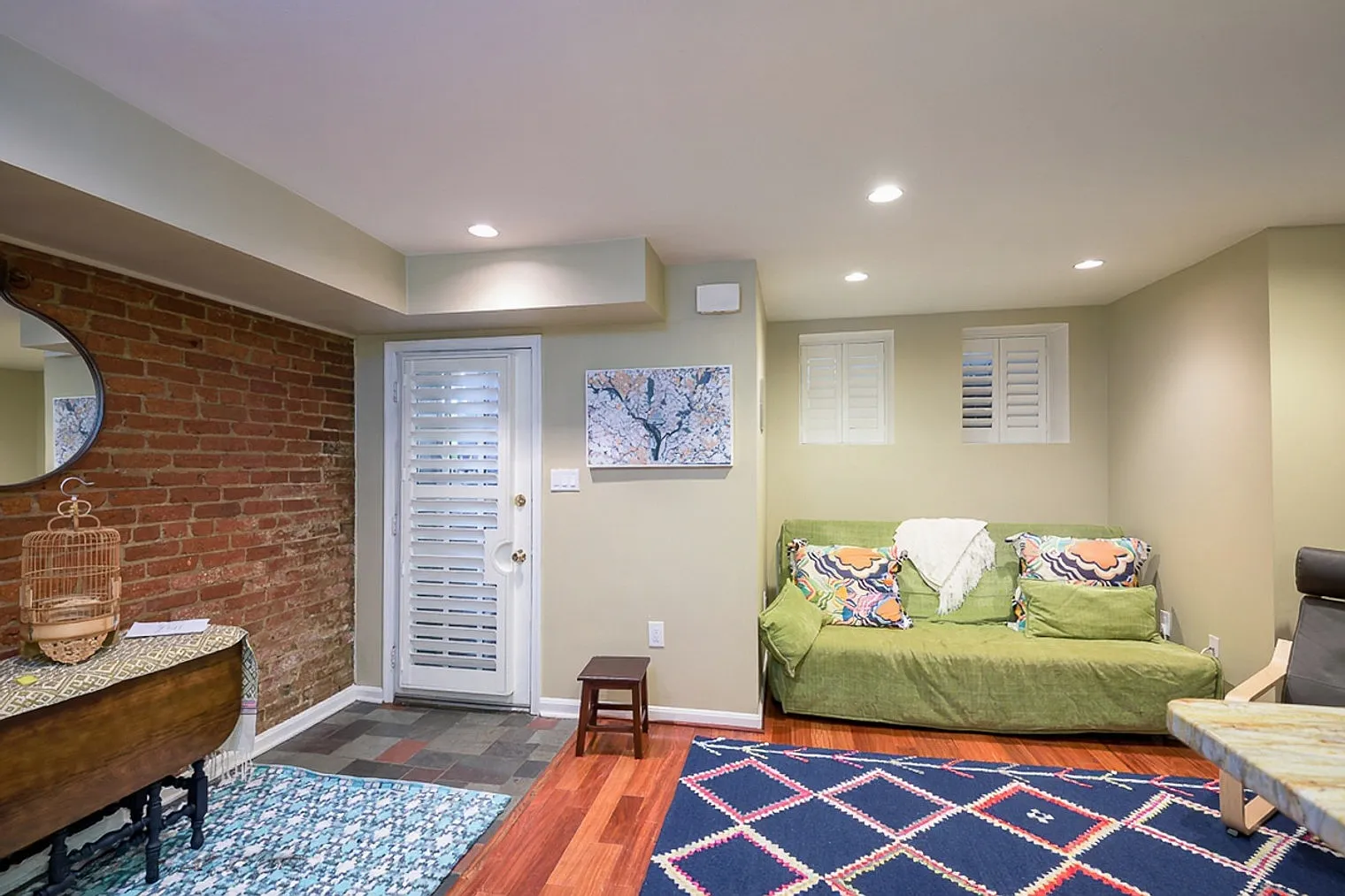 1 bed, 1.0 bath, 8072 sqft, $2,954 — Photo 4