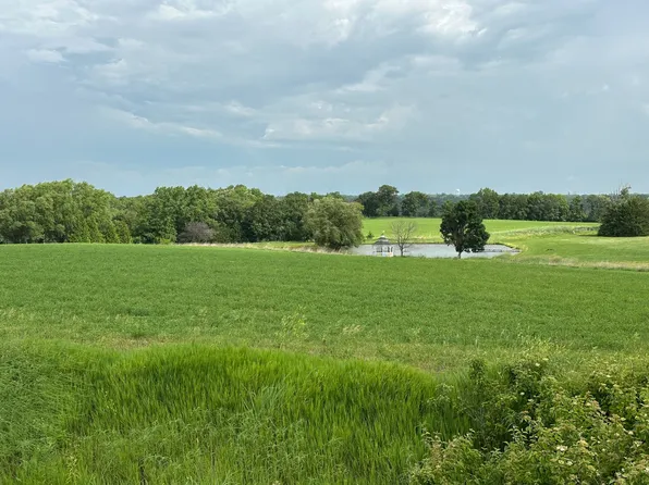2215 245th Ln, Winterset, IA 50273
