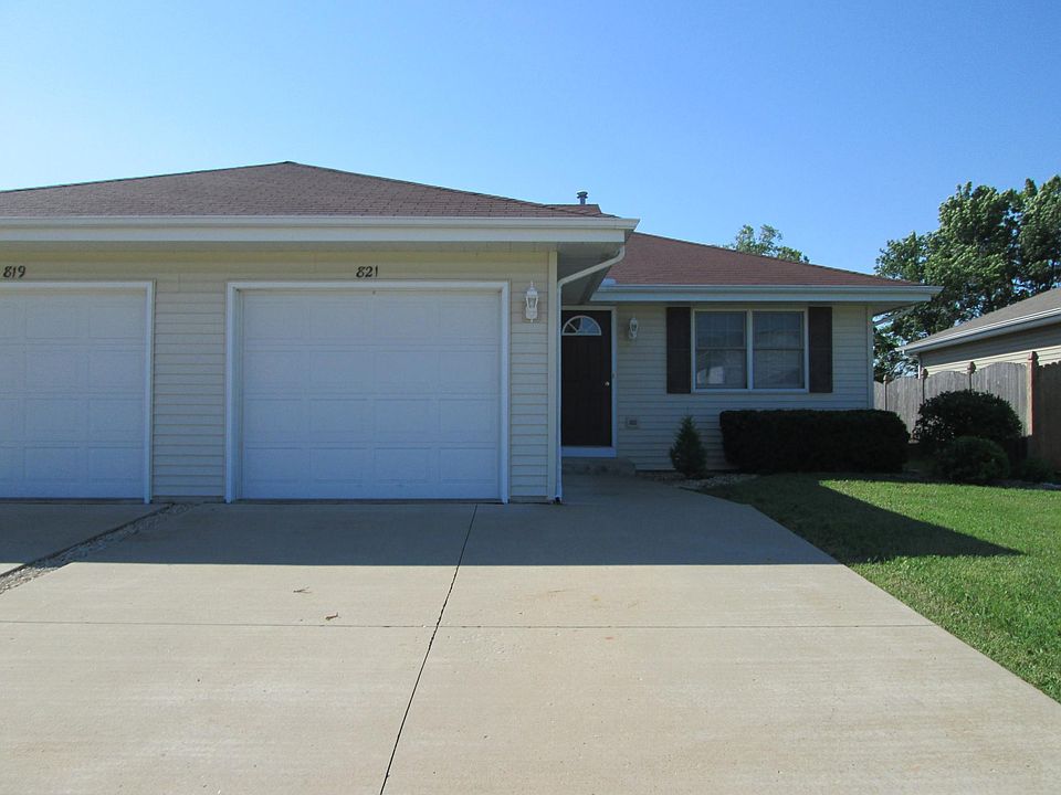 1st image of 821 Covey Ln