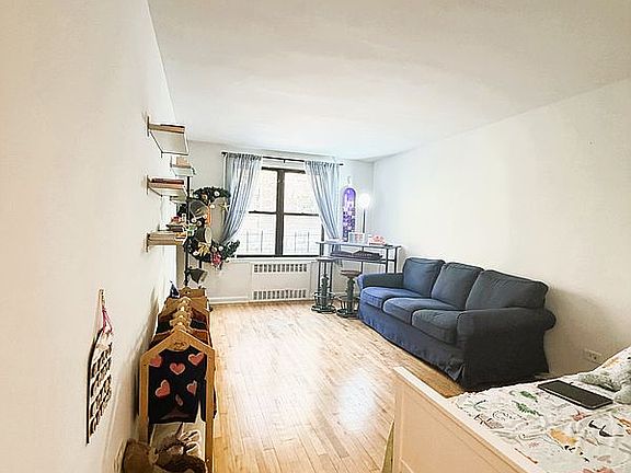 5th image of 34-40 78th St