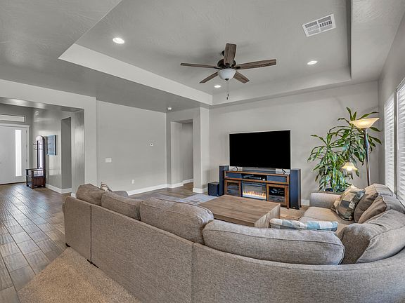 5th image of 3720 E Mesa Rock Dr