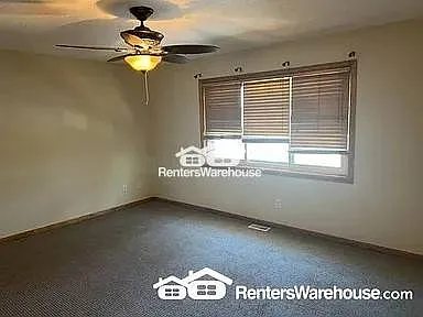 7854 9th St N — Photo 11