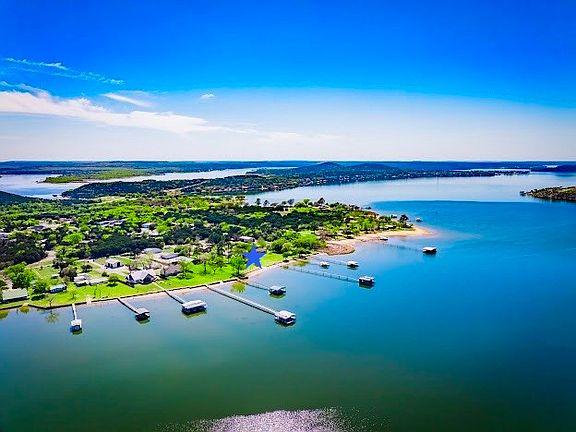 2nd image of 1957 Deer Trail Rd