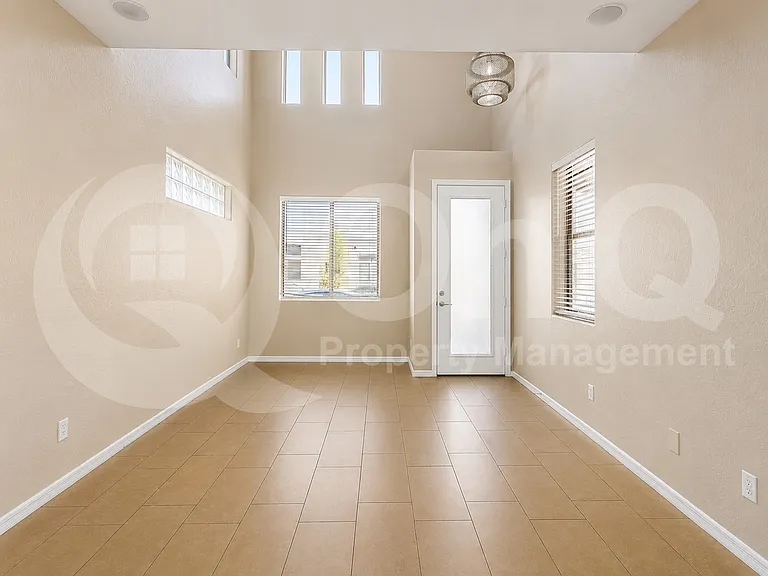 2315 E Pinchot Ave #128 — Photo 7