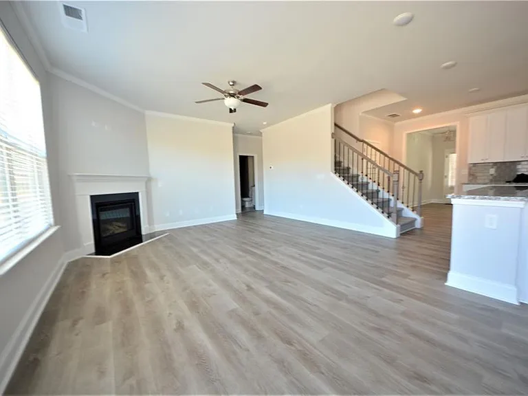 246 Hellen Valley Dr — Photo 12