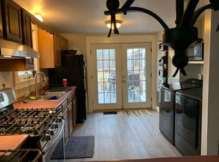 8 Floral Ave, Raymond, NH 03077