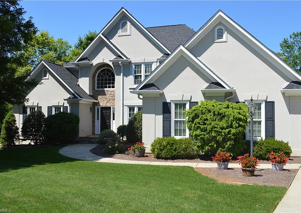 2nd image of 175 Keswick Dr