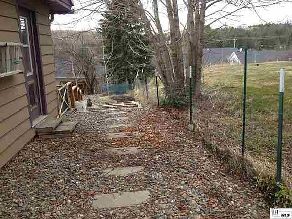 4th image of 745 Brent Dr