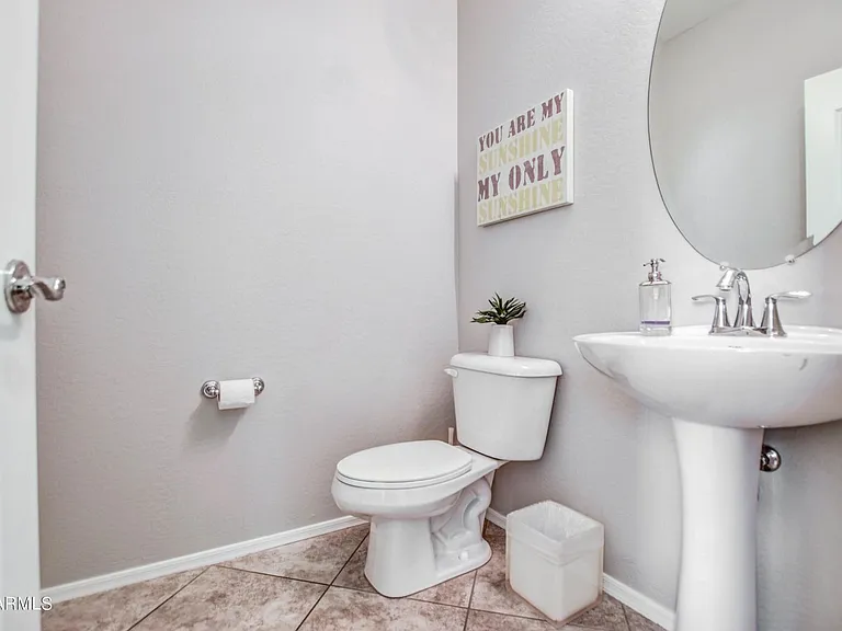 3245 E Morning Star Ln — Photo 11