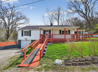 5514 Pine Ln, Aurora, IN 47001