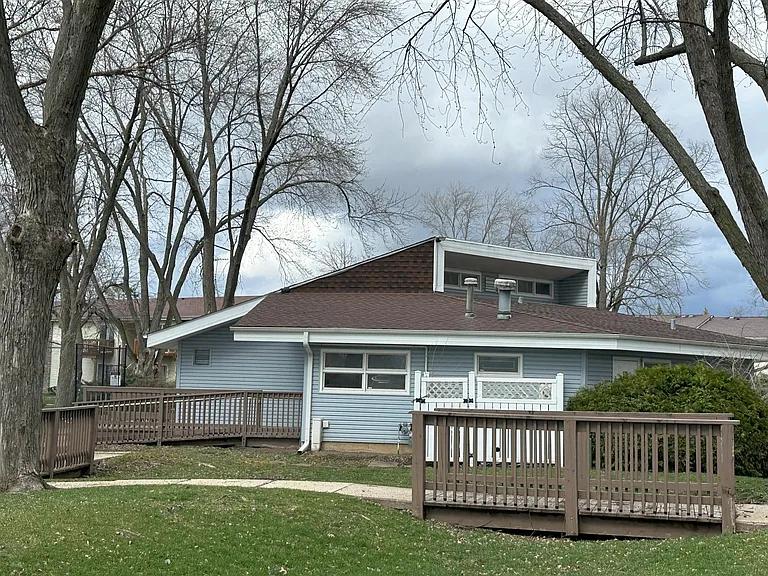 1900 Light Rd #204 — Photo 34