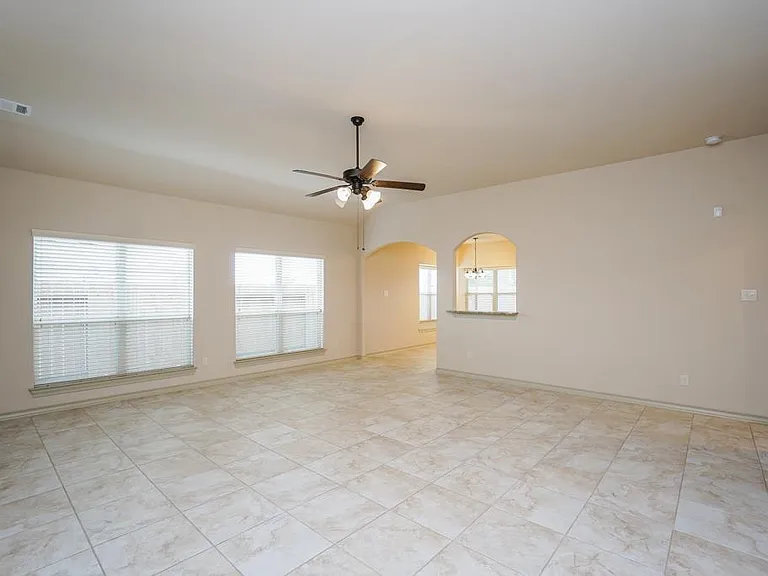 2206 Argos Dr — Photo 7