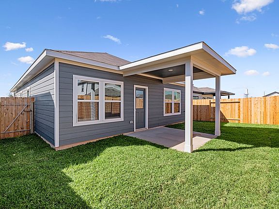 5th image of 3907 Windy Whisper Dr