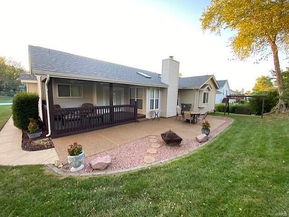 3rd image of 420 White Chapel Dr