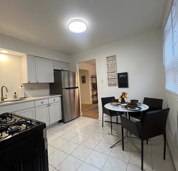 1813 W Touhy Ave #1 — Photo 24