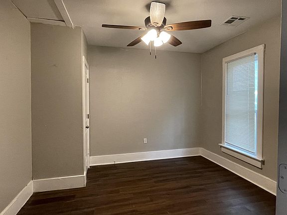 5th image of 1121 S Quaker Ave #2