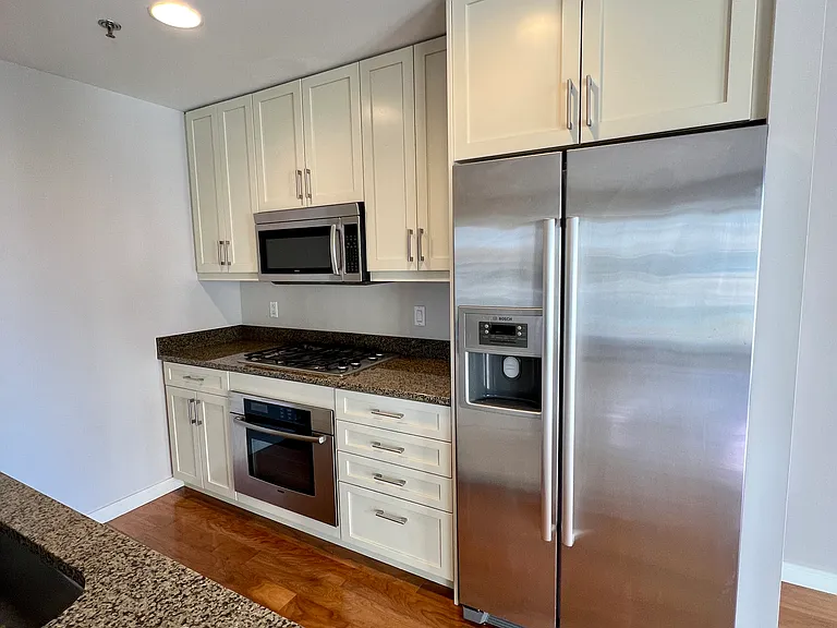200 Exchange St — Photo 12