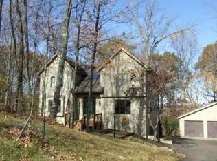 10900 Peach Ridge Rd, Athens, OH 45701