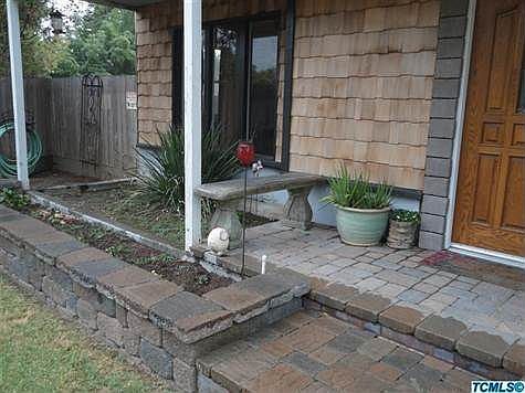 5th image of 1025 W Whitendale Ave