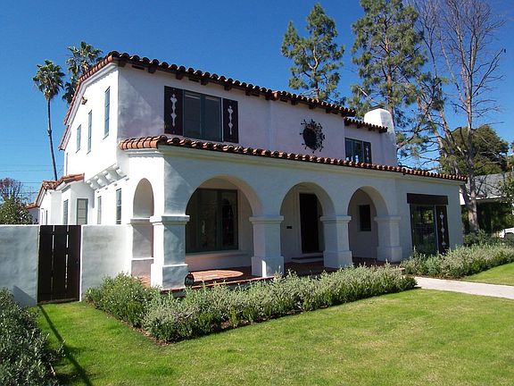 2nd image of 1357 N Ogden Dr
