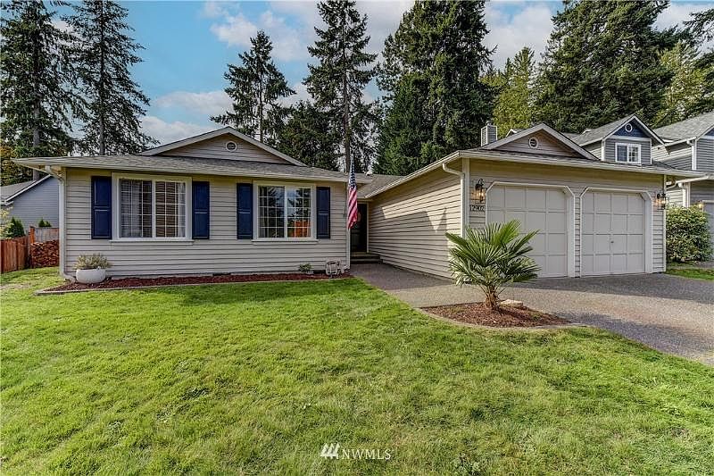 1st image of 12902 NE 203rd Ct