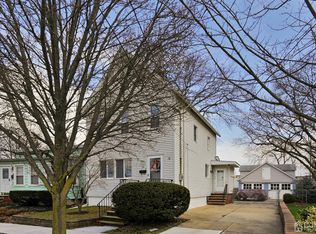 28 Hayward Ave, Carteret, NJ 07008
