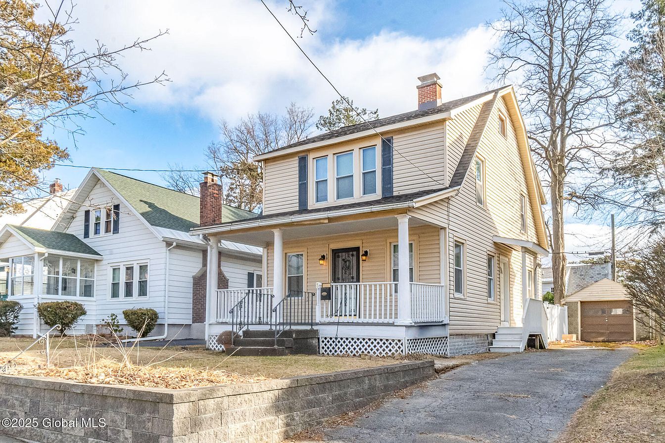 1st image of 3 Buell Street