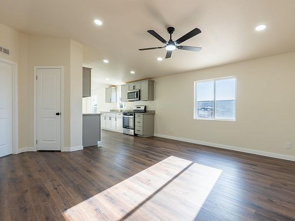 5th image of 3018 S Orlando Ave