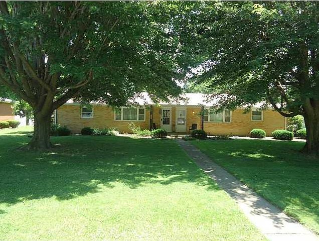 1st image of 3520 Lauriston Dr #3522