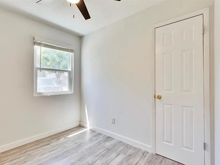 3462 Willowrun Dr #B — Photo 13