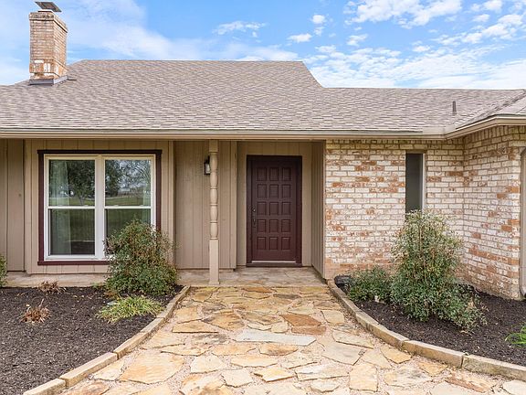 2nd image of 12229 Dannhaus Rd