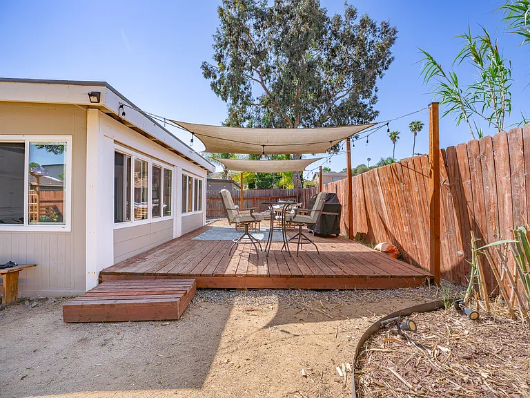 530 Kirtright St — Photo 48