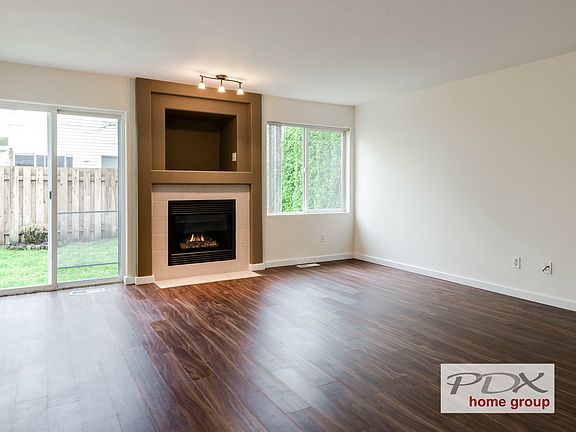 2nd image of 5082 NE Candlewood Pl