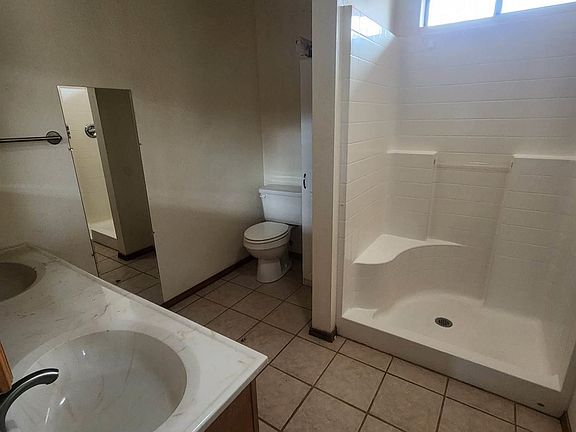 3rd image of 1220 Mora St