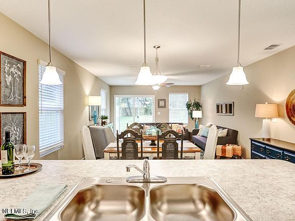 4th image of 4037 RODBY Drive