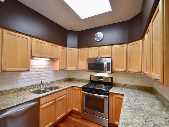 2nd image of 1479 N Milwaukee Ave APT 410