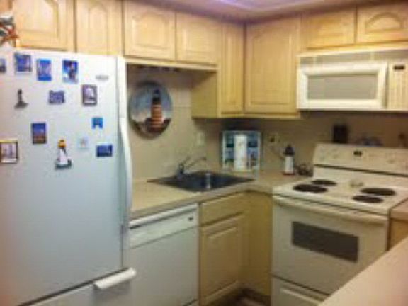 2nd image of 110 Padre Blvd #618