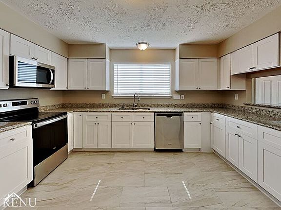 3rd image of 16406 Skeet Ct