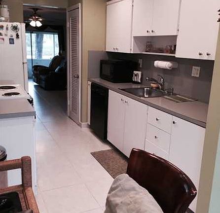 4th image of 10675 NW 30th Pl APT 6