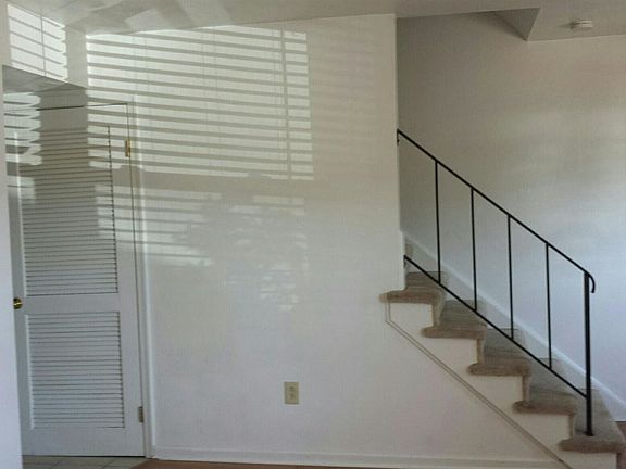 4th image of 3251 Manor Glenn Ct